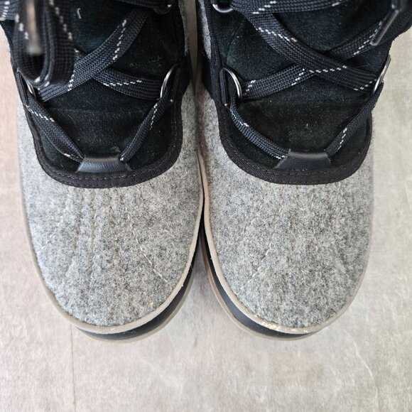 Sorel Boots Waterproof Gray Black Fur Lined Outdoor Lace Up Snow Winter Booties - Picture 9 of 13